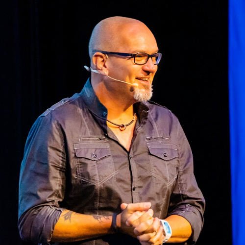 Justin Herald, CEO - Service Rebellion | Author | Customer Experience Expert